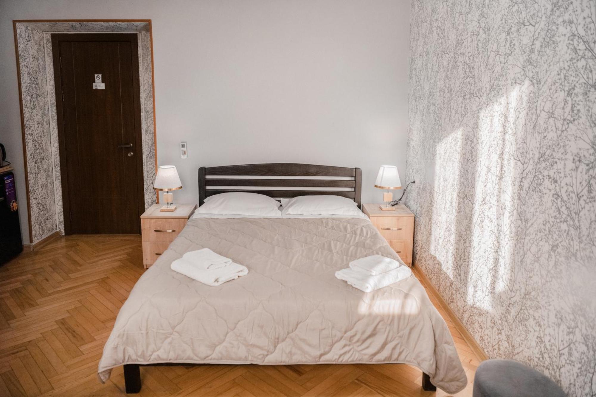 טביליסי Lotus Hotel מראה חיצוני תמונה